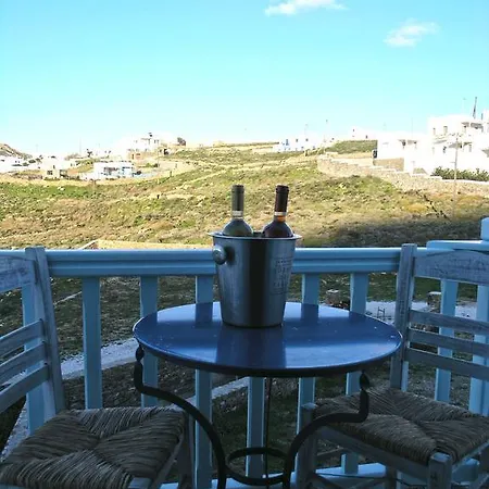 Apartment Blue & White Ano Mera
