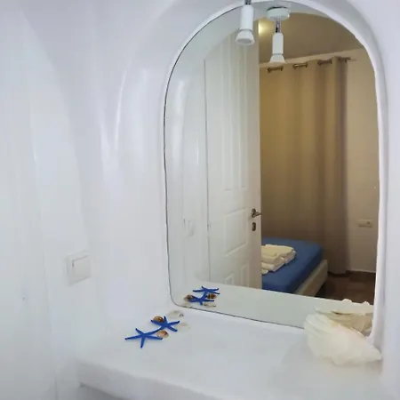 Blue & White Apartment *